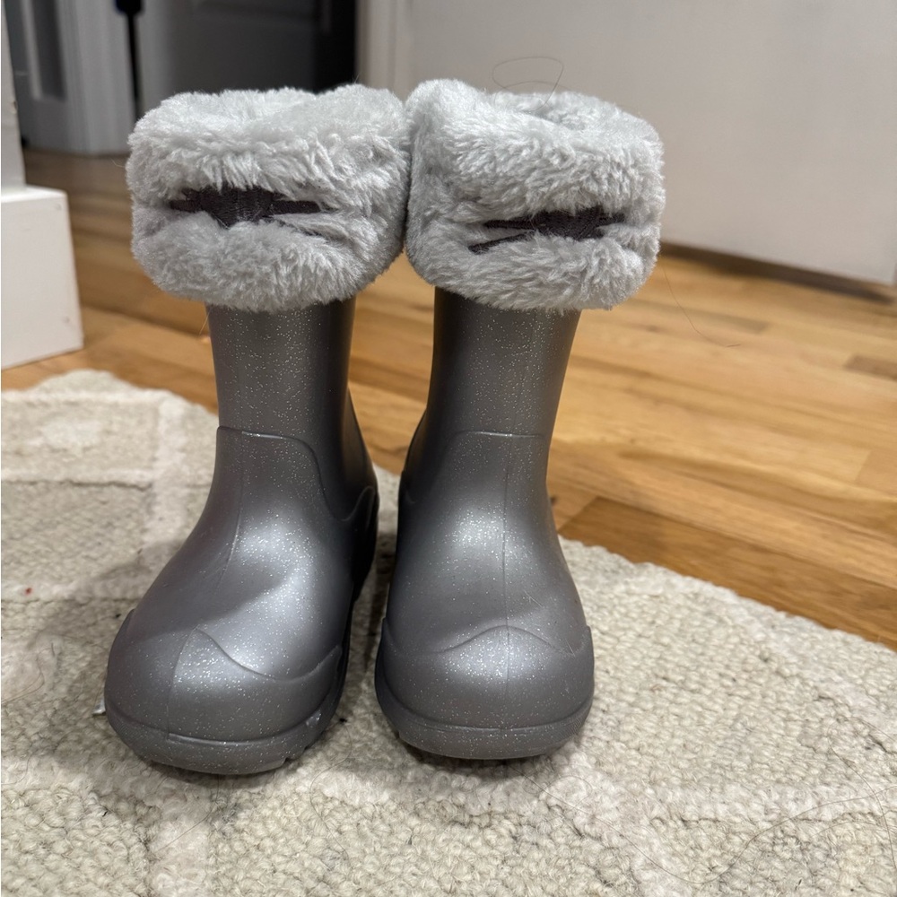 Kids' Silver Fur-Lined Boots